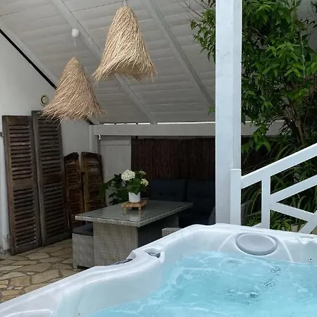 La Petite Duchesse - Jaccuzzi Plérin